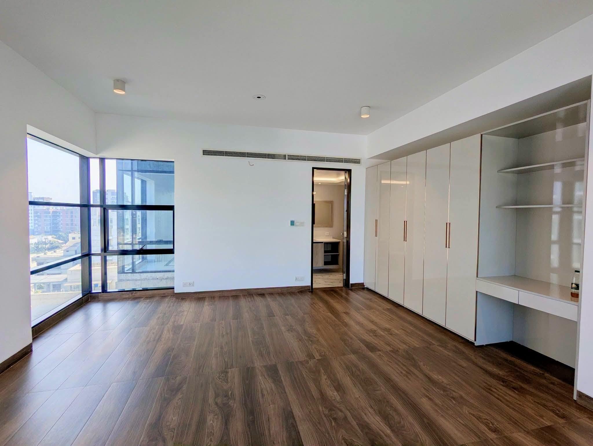 🌟 Brand New Luxury Semi-Furnished Apartment | Gulshan-2.