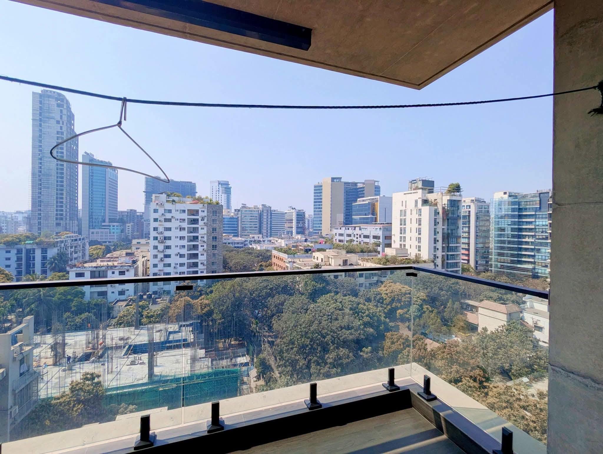 🌟 Brand New Luxury Semi-Furnished Apartment | Gulshan-2.